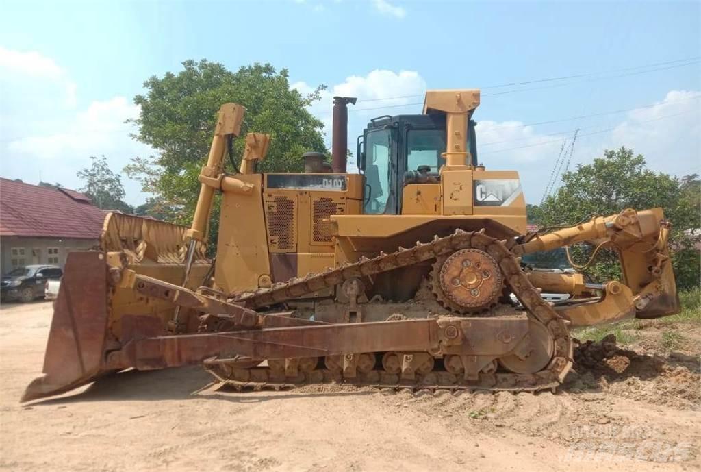 CAT D10T Гусеничні бульдозери