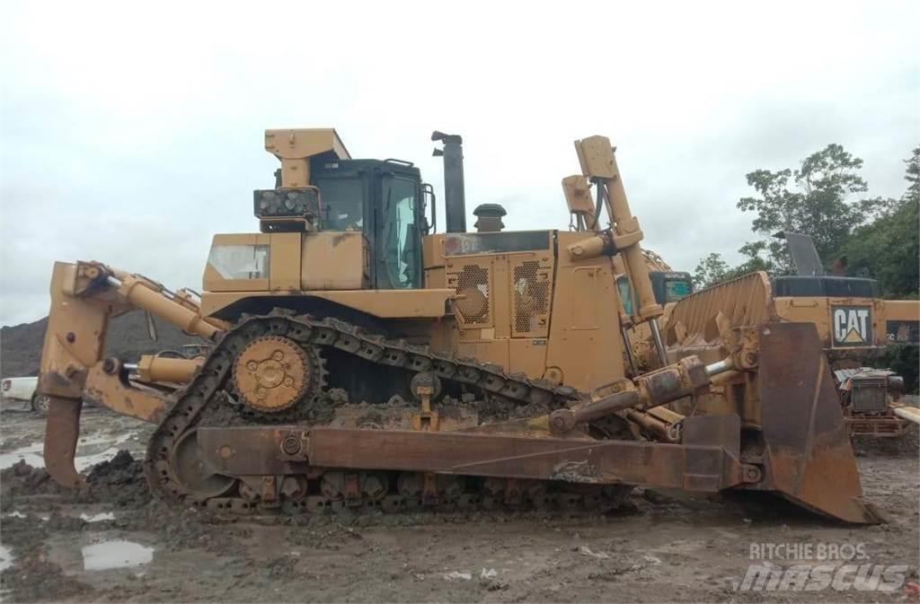 CAT D10T Гусеничні бульдозери