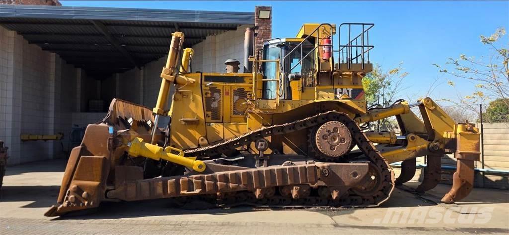 CAT D10T Гусеничні бульдозери