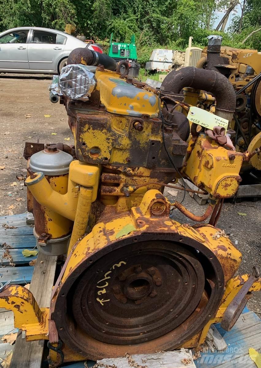 CAT D330 Двигуни