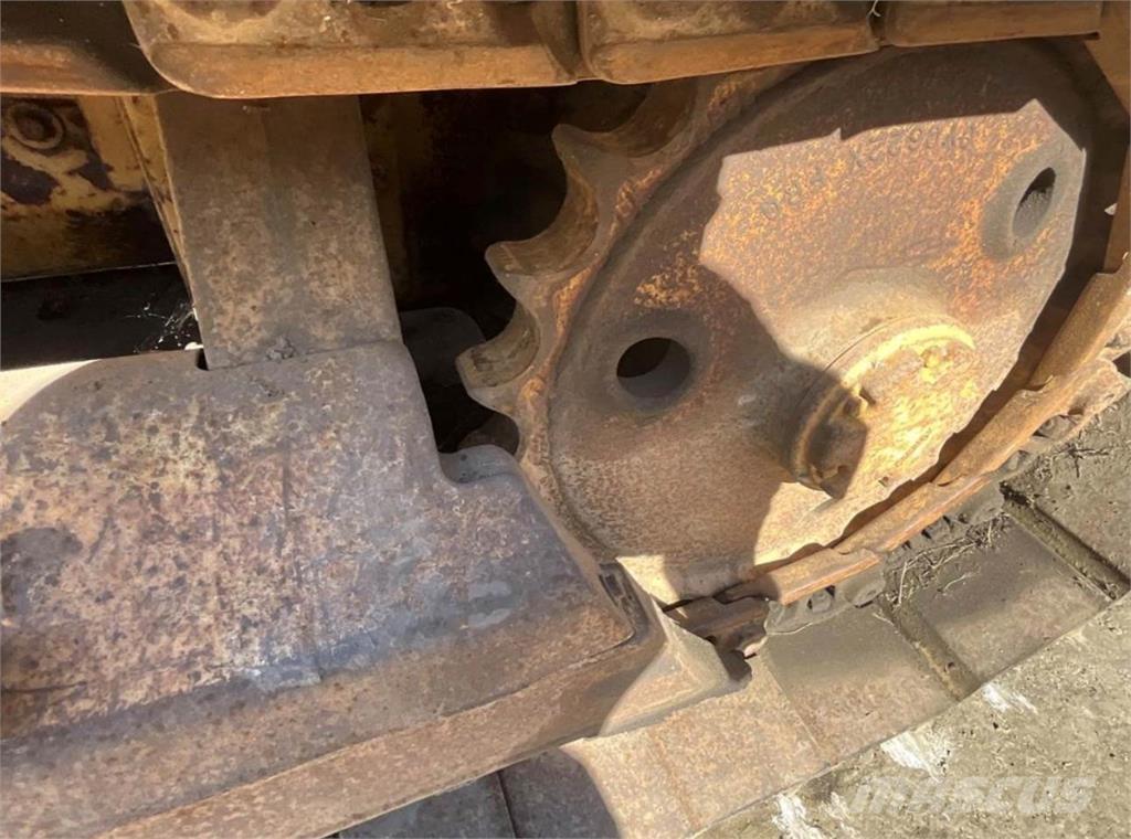 CAT D3B Z Гусеничні бульдозери