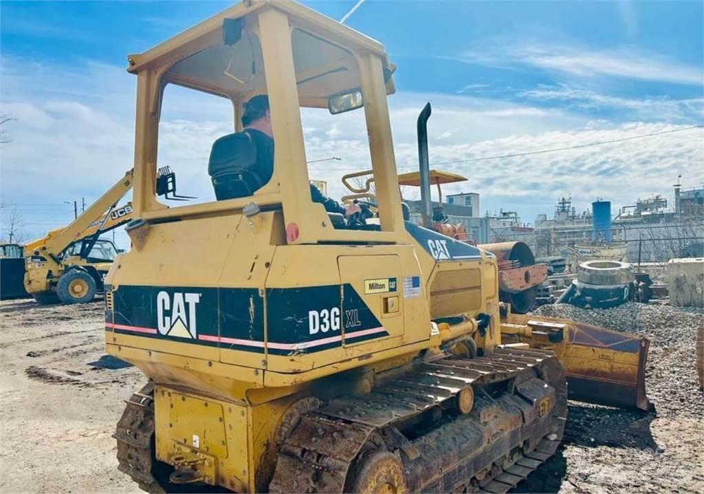 CAT D3G XL Гусеничні бульдозери