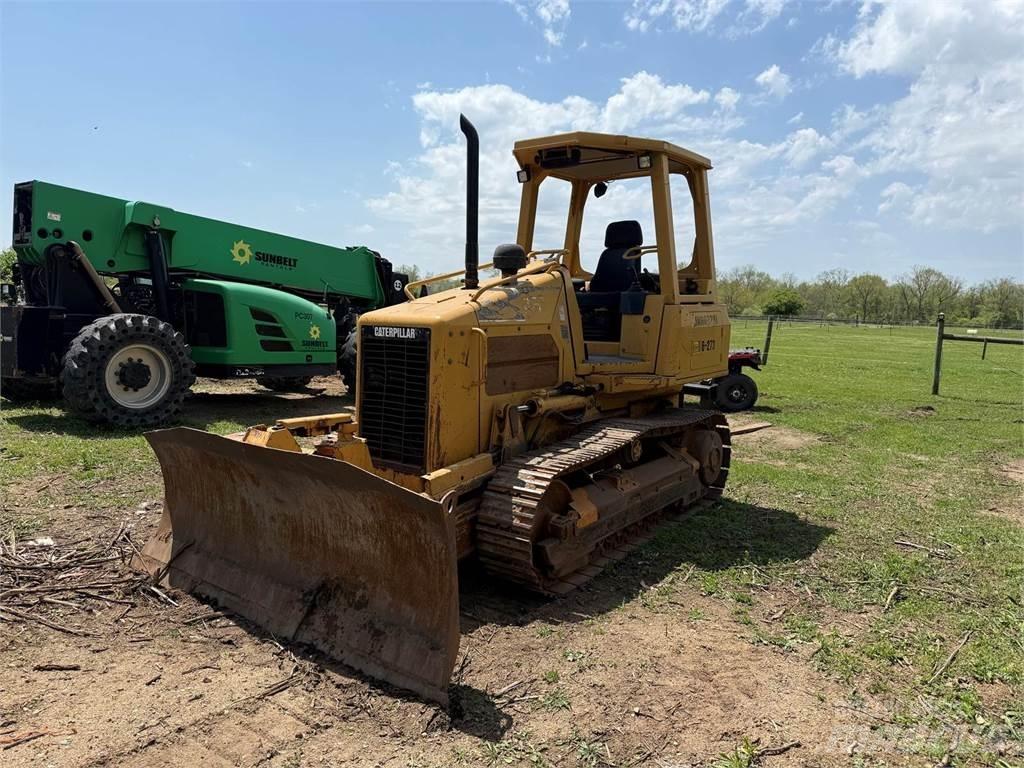 CAT D3G XL Гусеничні бульдозери