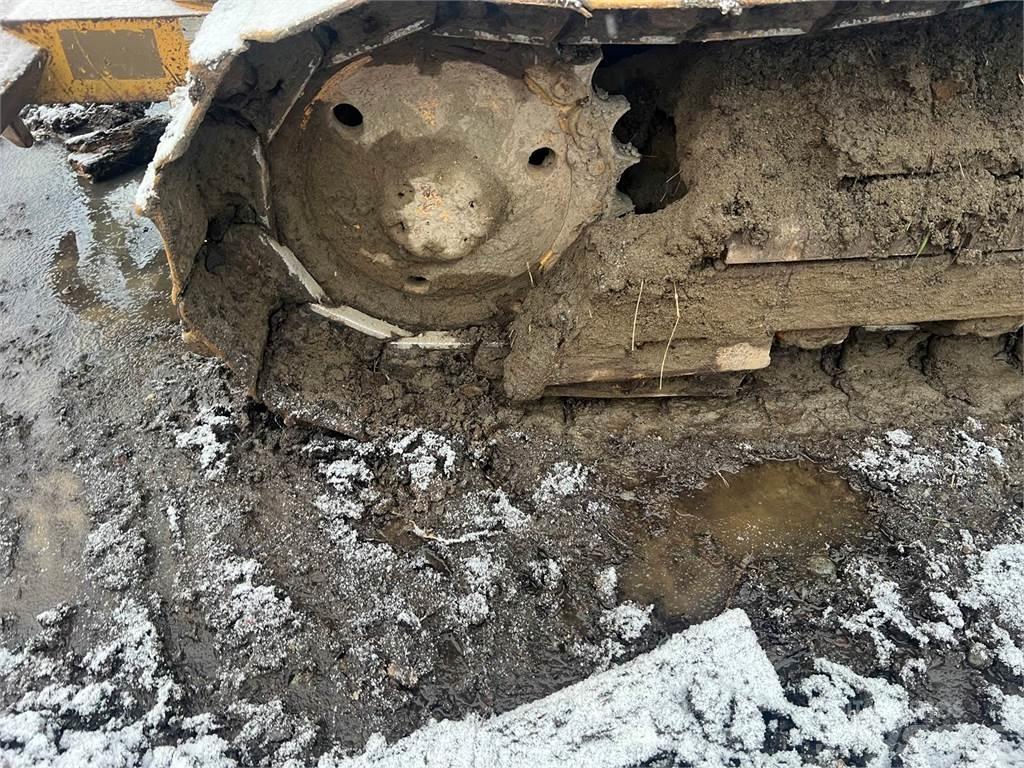CAT D5C Гусеничні бульдозери