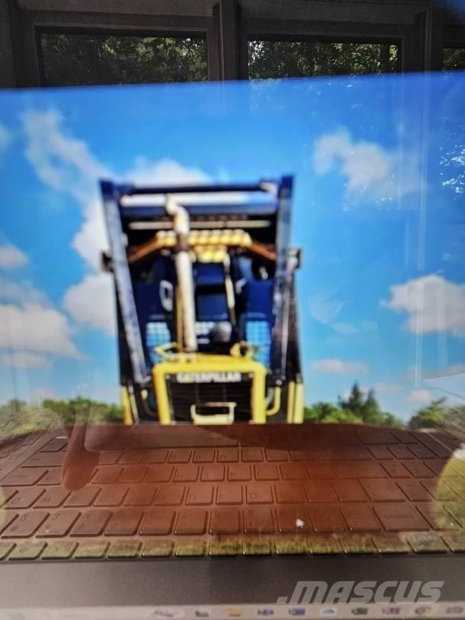 CAT D5G XL Гусеничні бульдозери