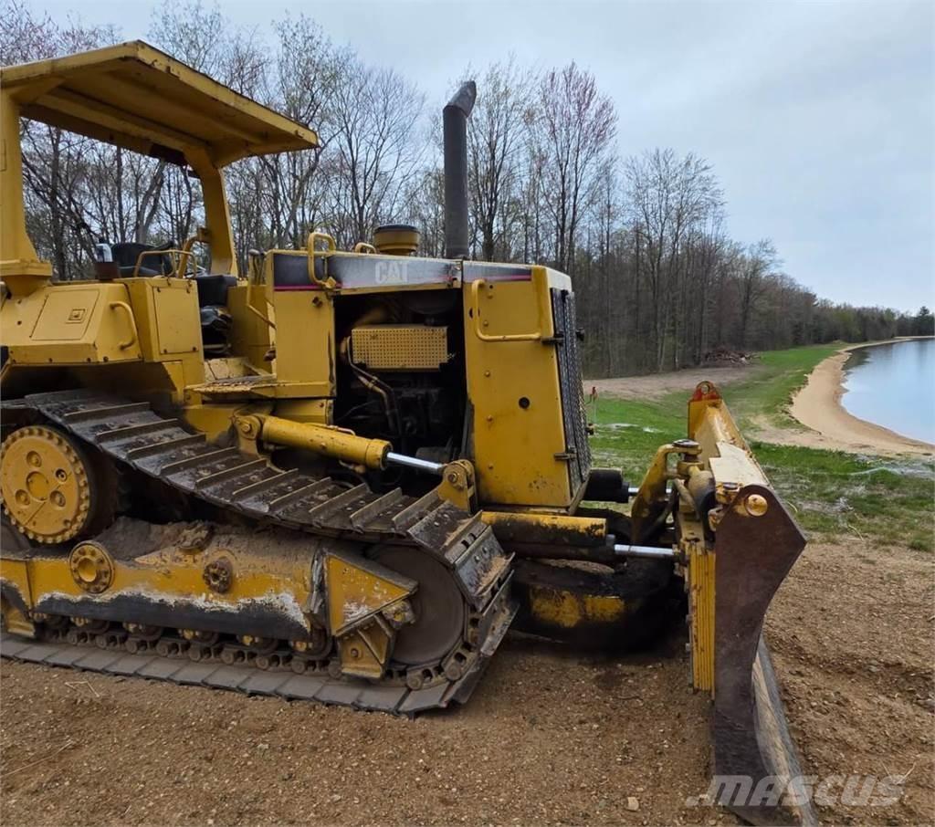 CAT D5H Гусеничні бульдозери