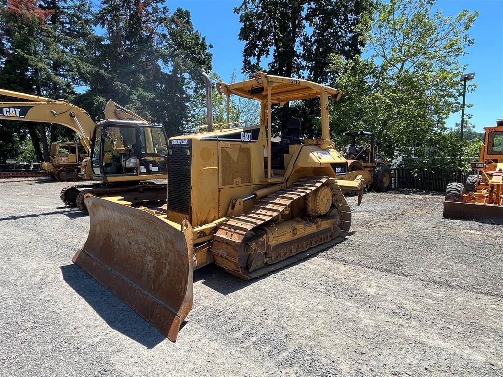 CAT D5N Гусеничні бульдозери