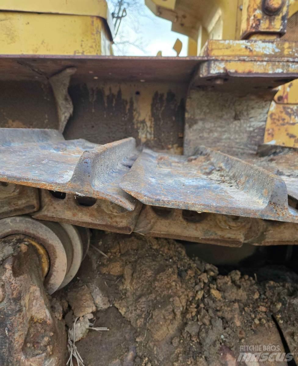 CAT D6C Гусеничні бульдозери