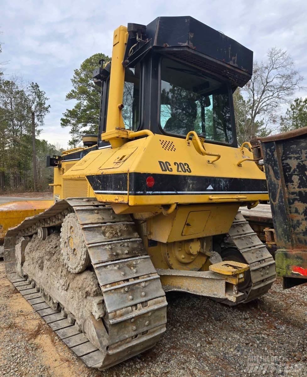 CAT D6M XL Гусеничні бульдозери
