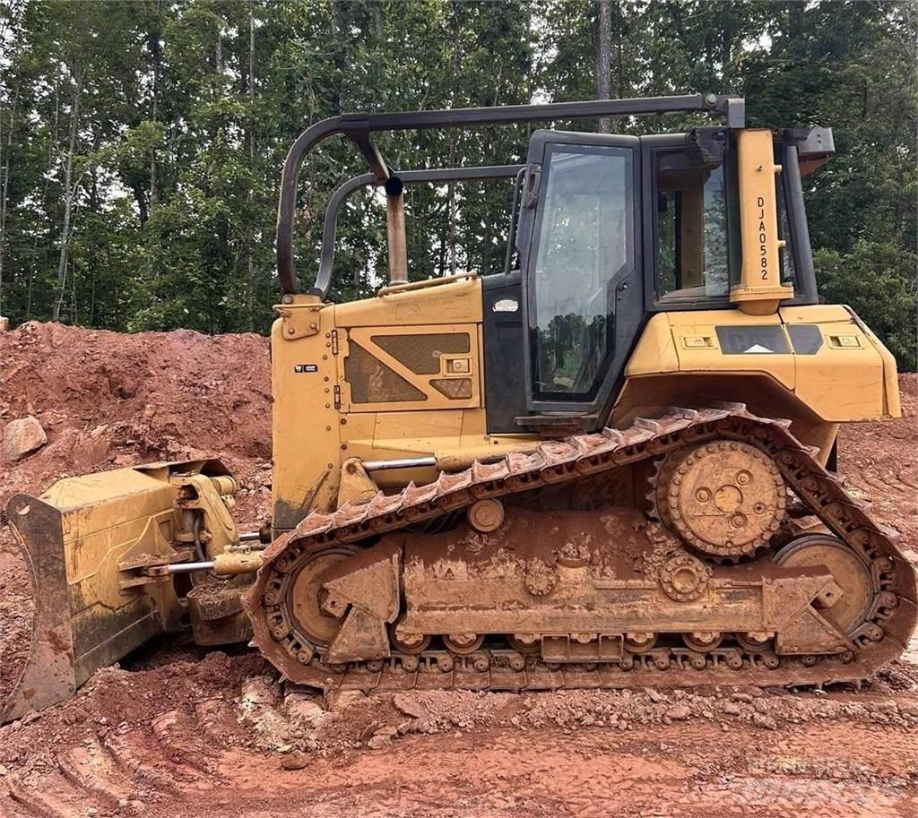 CAT D6N XL Гусеничні бульдозери