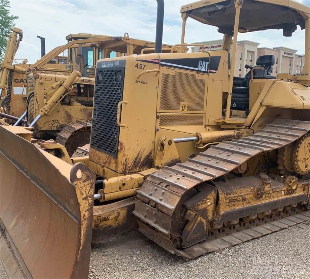 CAT D6N XL Гусеничні бульдозери