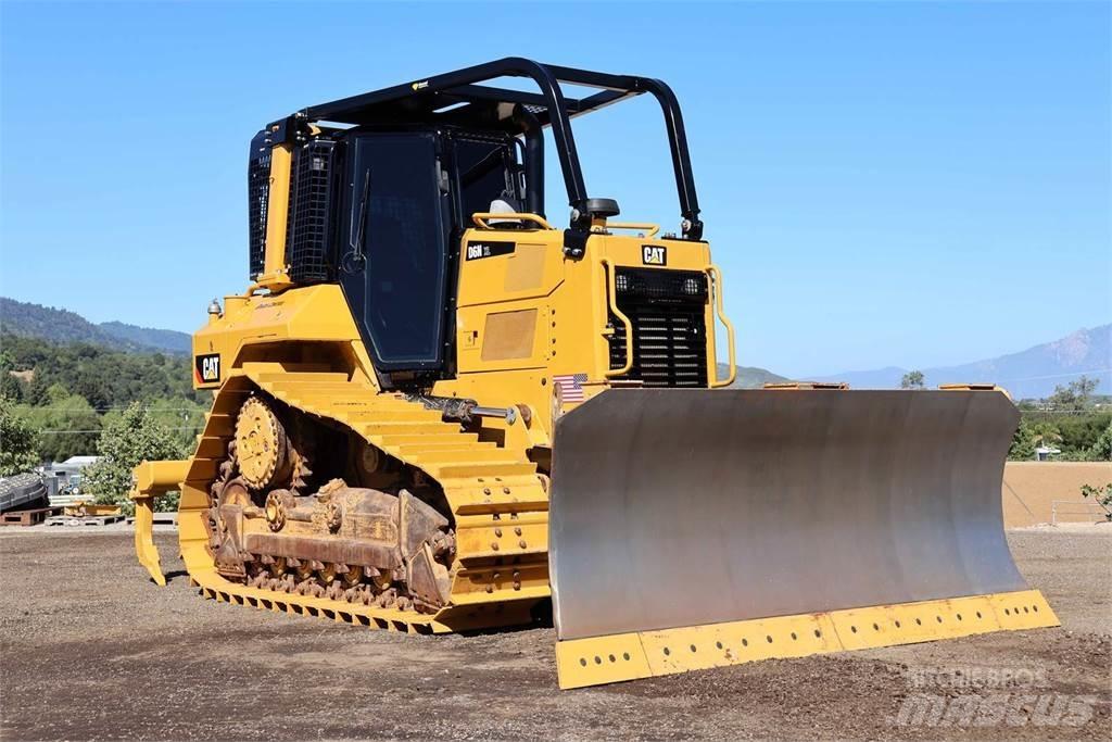 CAT D6N XL Гусеничні бульдозери