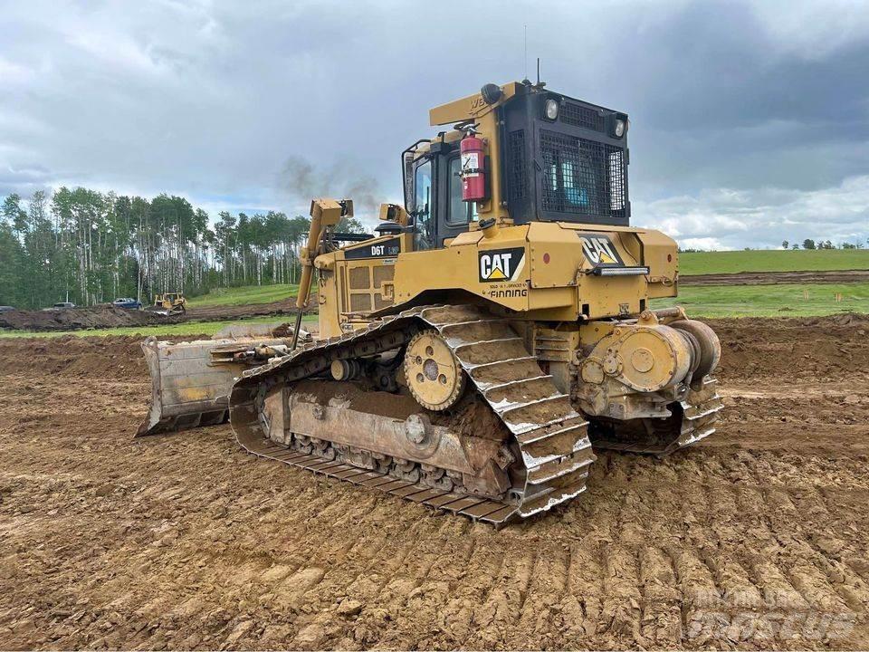 CAT D6T Гусеничні бульдозери