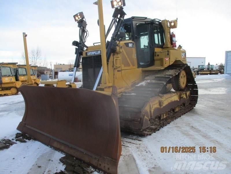 CAT D6T Гусеничні бульдозери