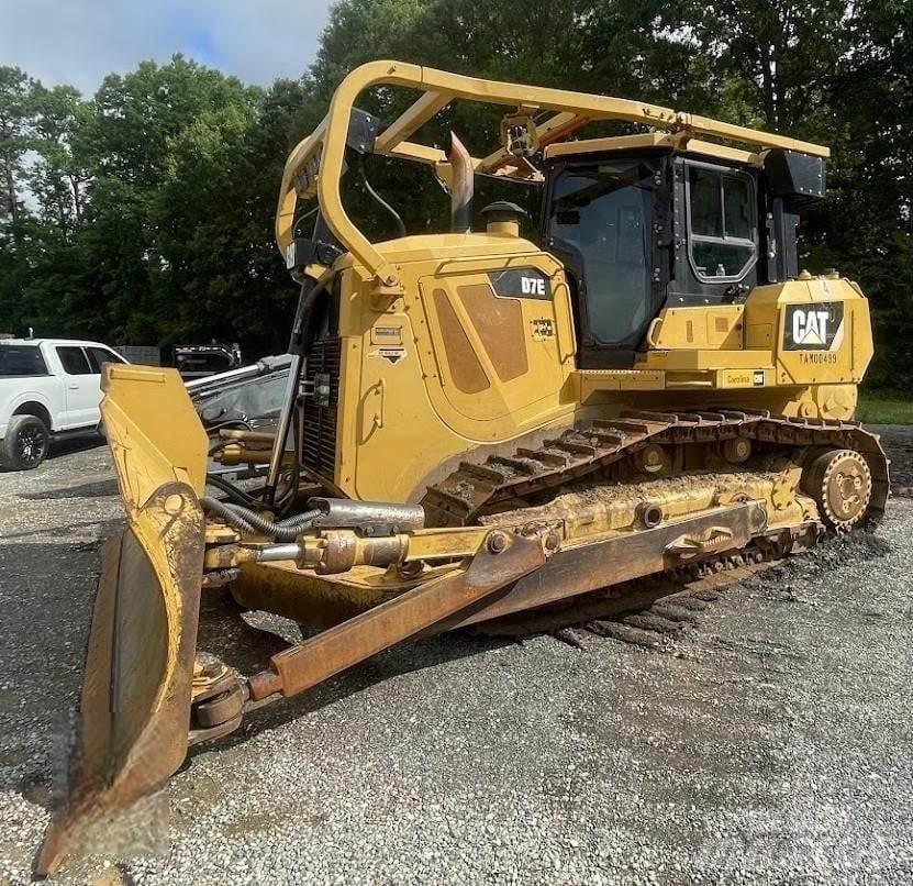 CAT D7E Гусеничні бульдозери