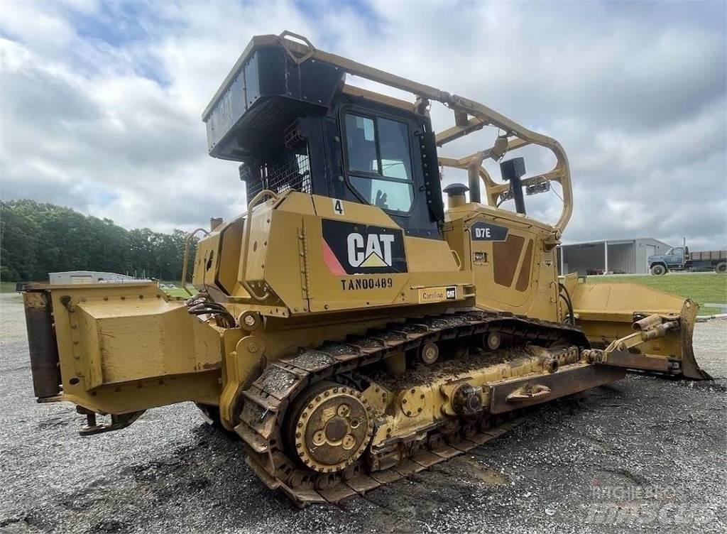 CAT D7E Гусеничні бульдозери