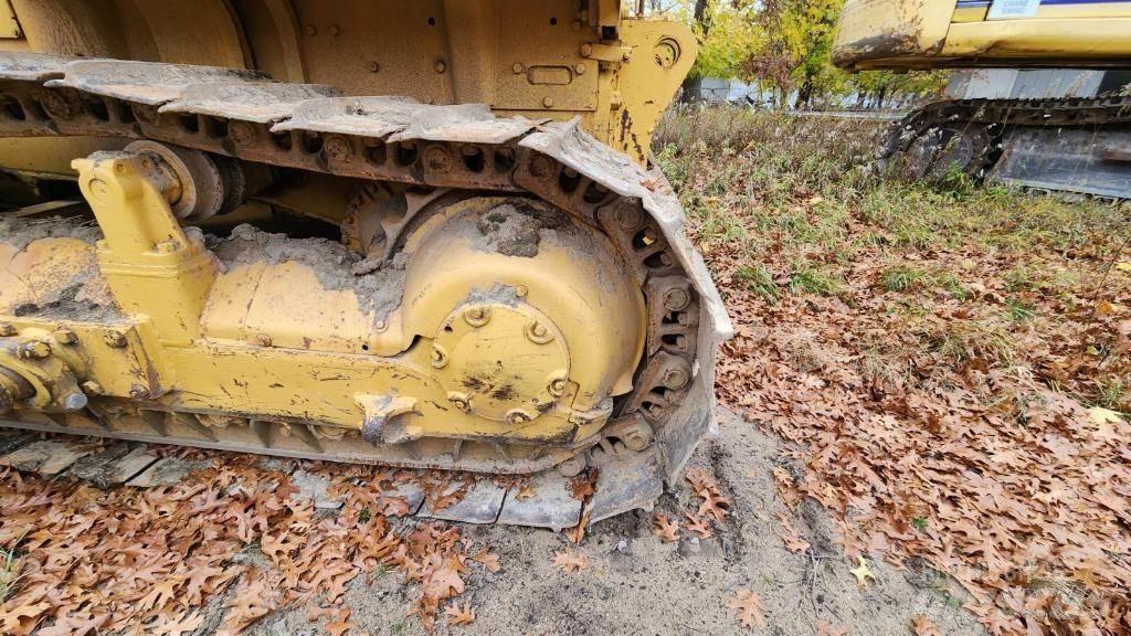 CAT D7F Гусеничні бульдозери