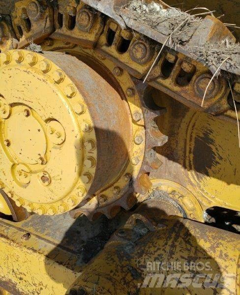 CAT D7R Гусеничні бульдозери