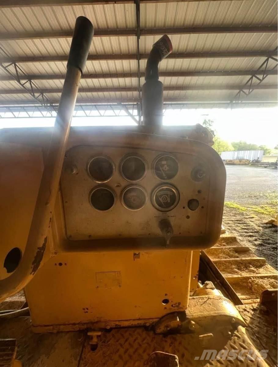 CAT D8H Гусеничні бульдозери