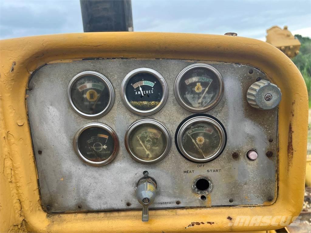 CAT D8H Гусеничні бульдозери