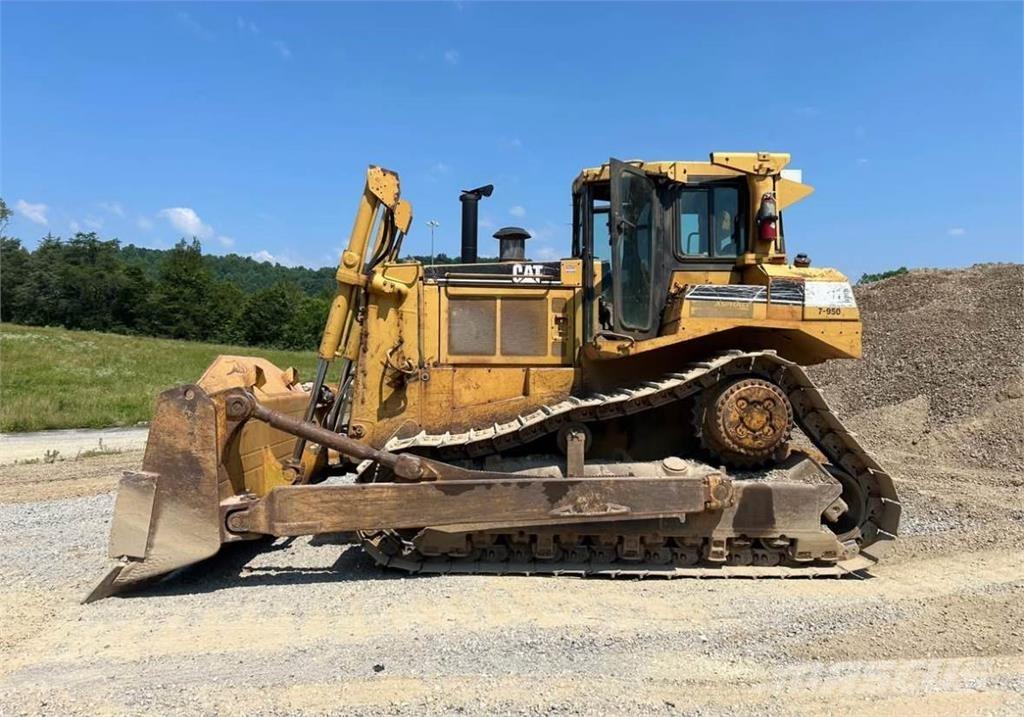 CAT D8N Гусеничні бульдозери