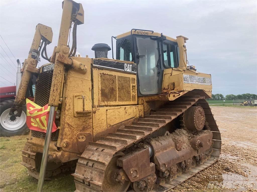 CAT D8R Гусеничні бульдозери