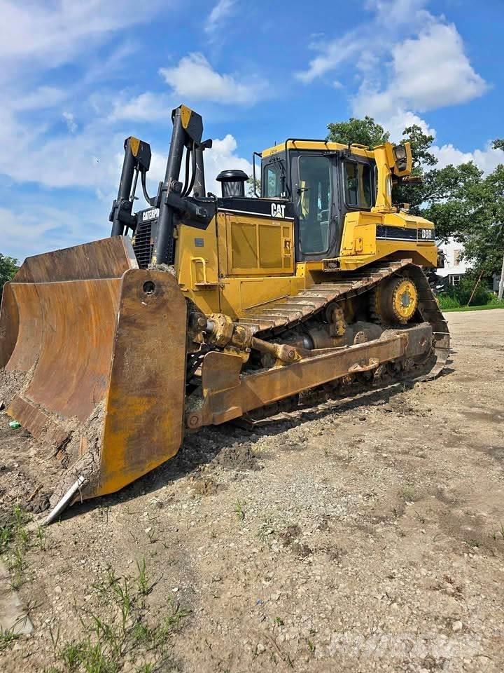 CAT D8R Гусеничні бульдозери