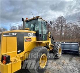 CAT IT38G Фронтальні навантажувачі