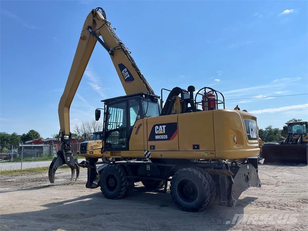 CAT MH3026 Екскаватори для знесення споруд
