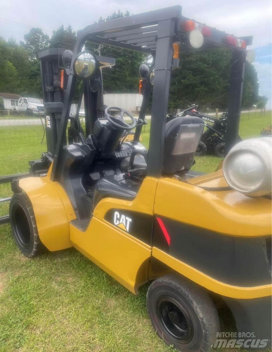 CAT P7000 Інше