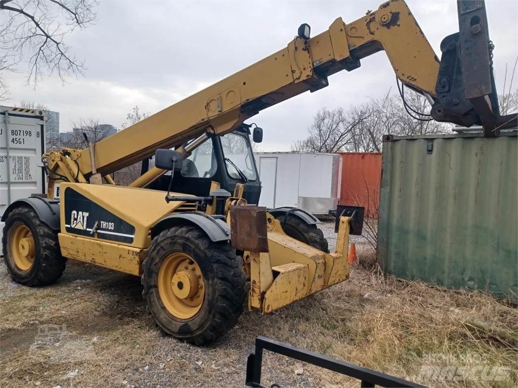 CAT TH103 Телескопічні навантажувачі