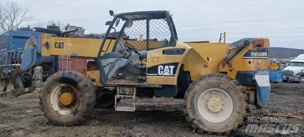 CAT TH560B Телескопічні навантажувачі