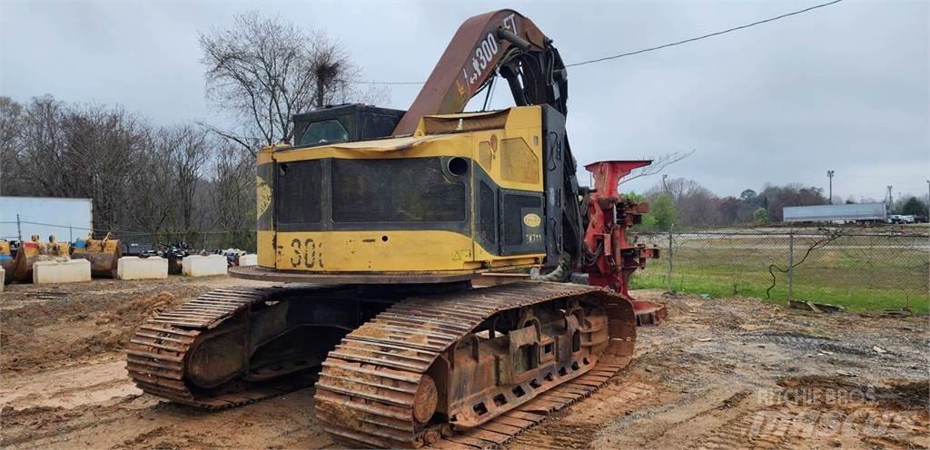 CAT TK711 Валочно-пакетувальні машини