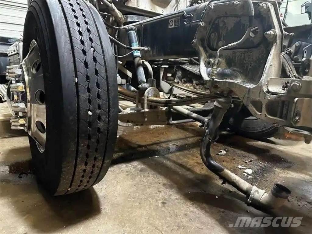  Dana 367 Осі