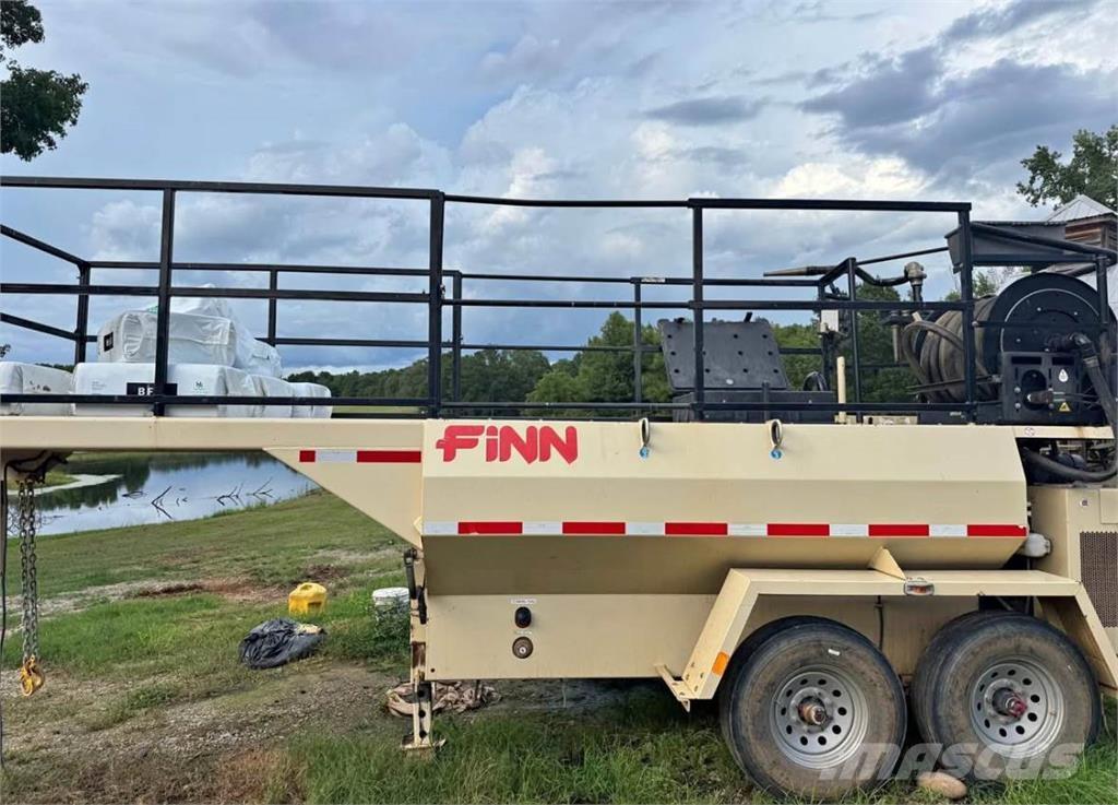 Finn T120 Прийомні бункери