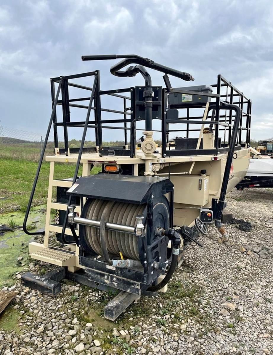 Finn T170 Прийомні бункери