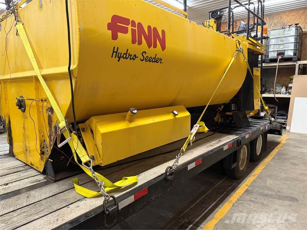Finn T170 Прийомні бункери