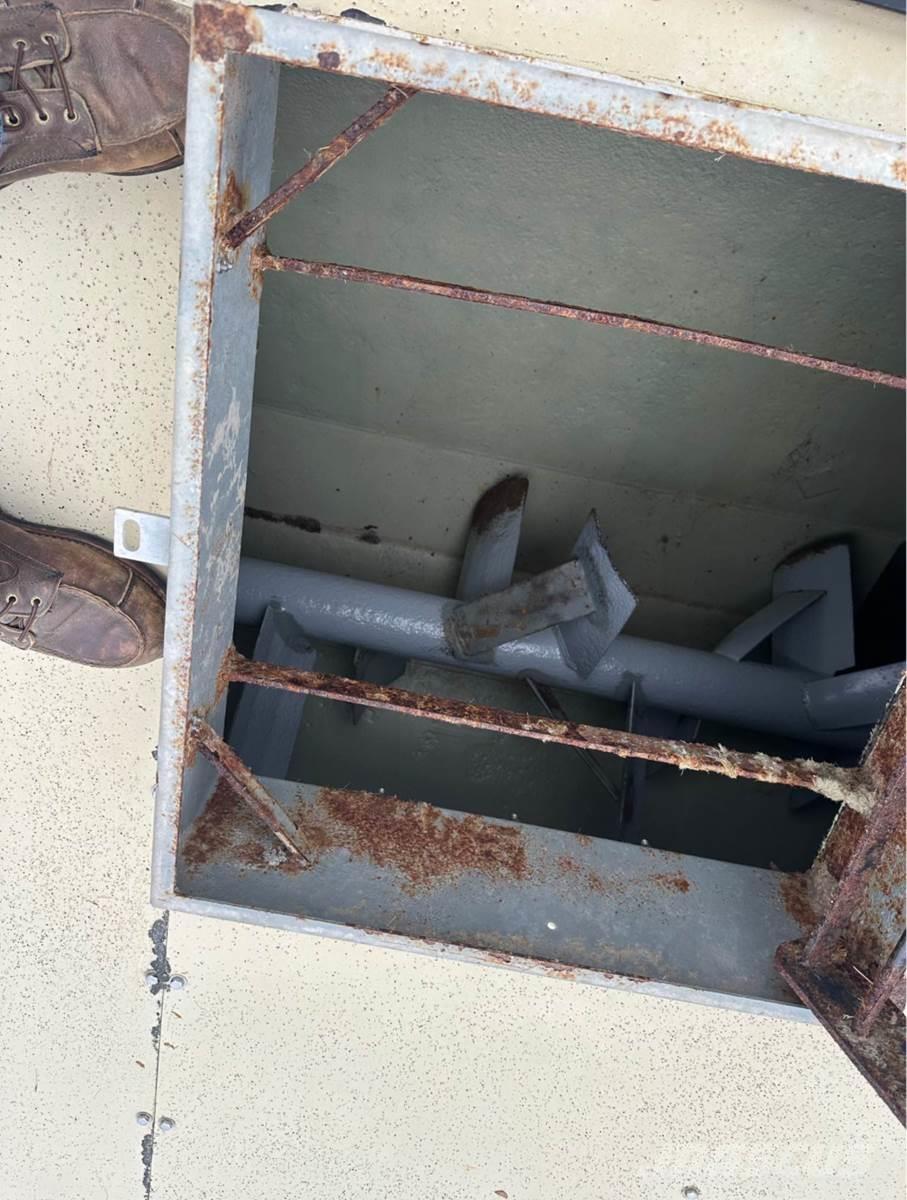 Finn T170 Прийомні бункери