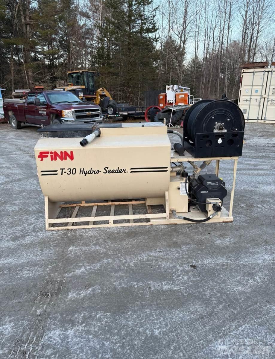 Finn T30 Прийомні бункери