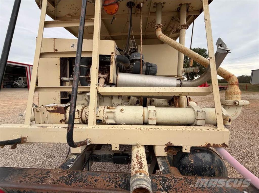 Finn T330 Прийомні бункери