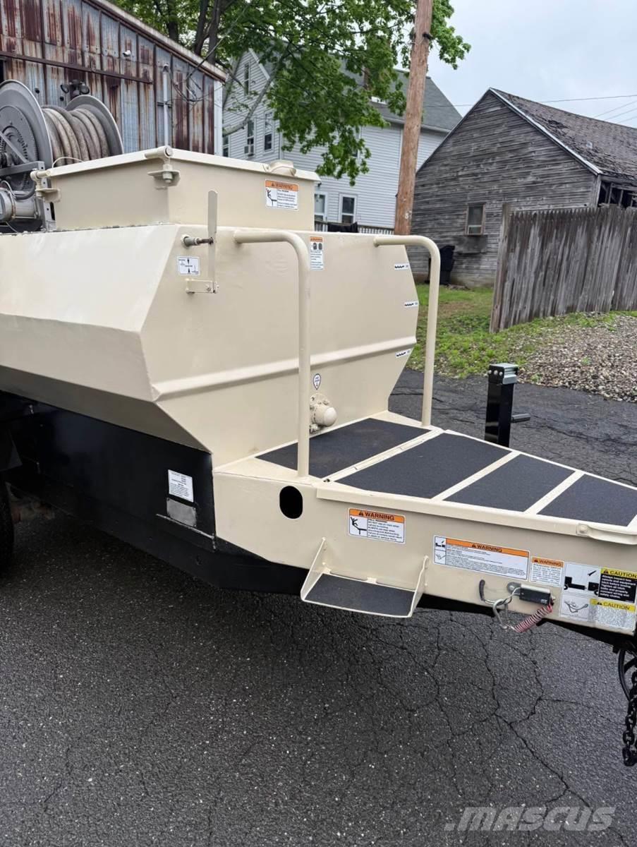 Finn T60T Прийомні бункери