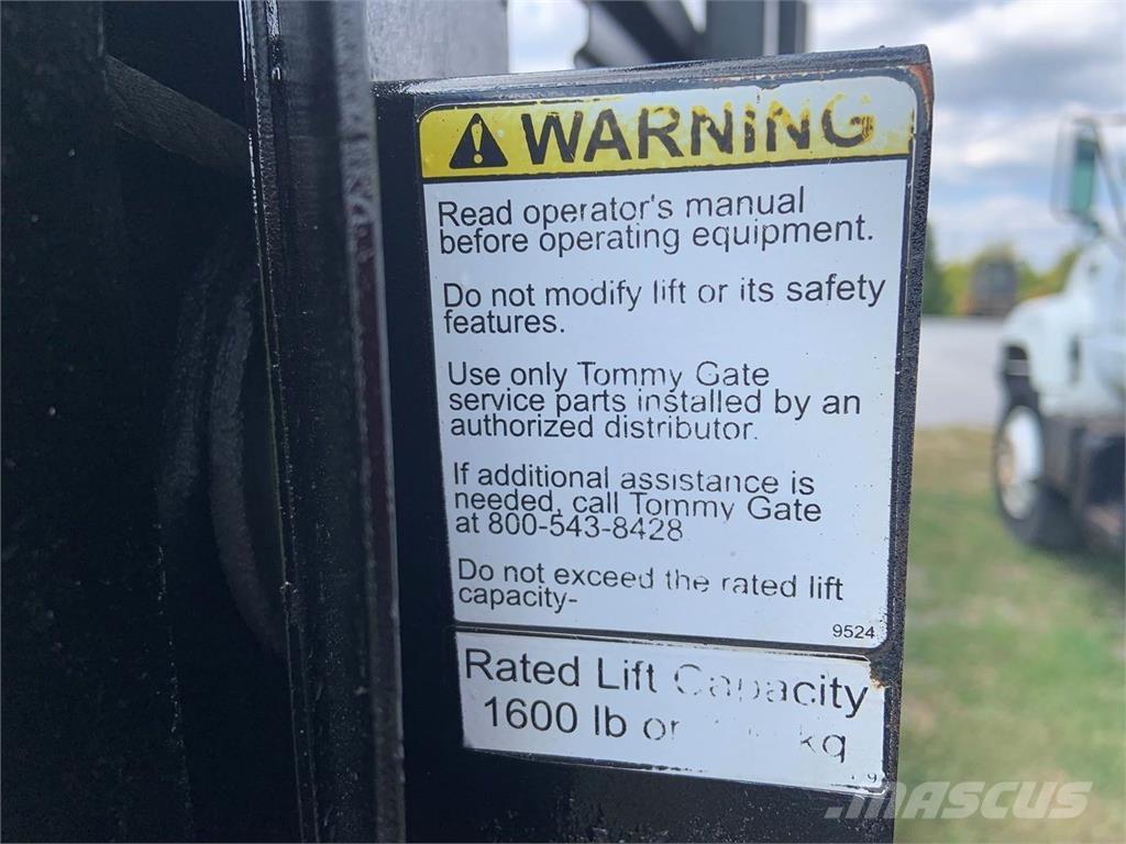Ford 550 Автотранспорт для перевезення тварин