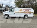 Ford E-250 Мікроавтобуси