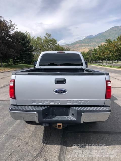 Ford F-250 Пікапи / Бічне розвантаження