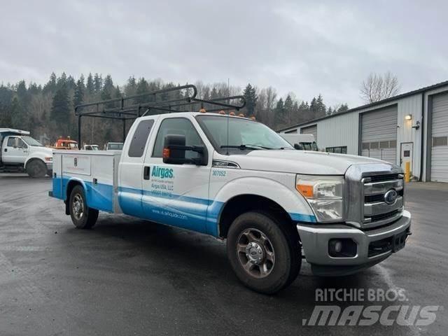 Ford F-350 Комунальні автомобілі / автомобілі загального призначення