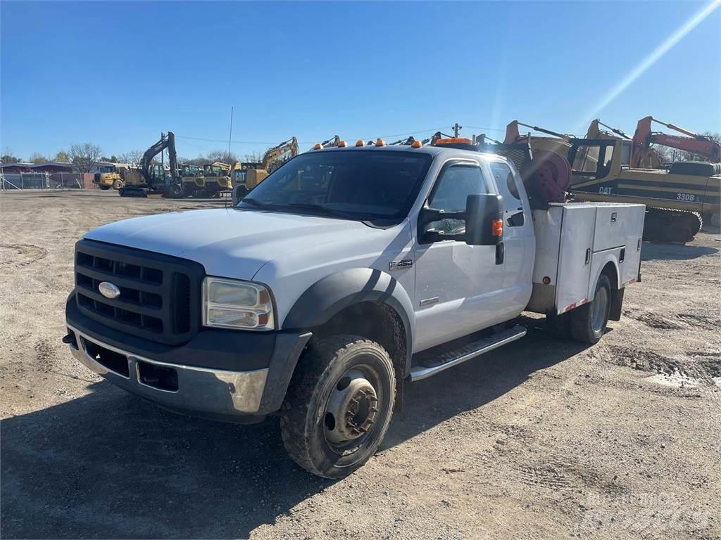 Ford F-450 Комунальні автомобілі / автомобілі загального призначення