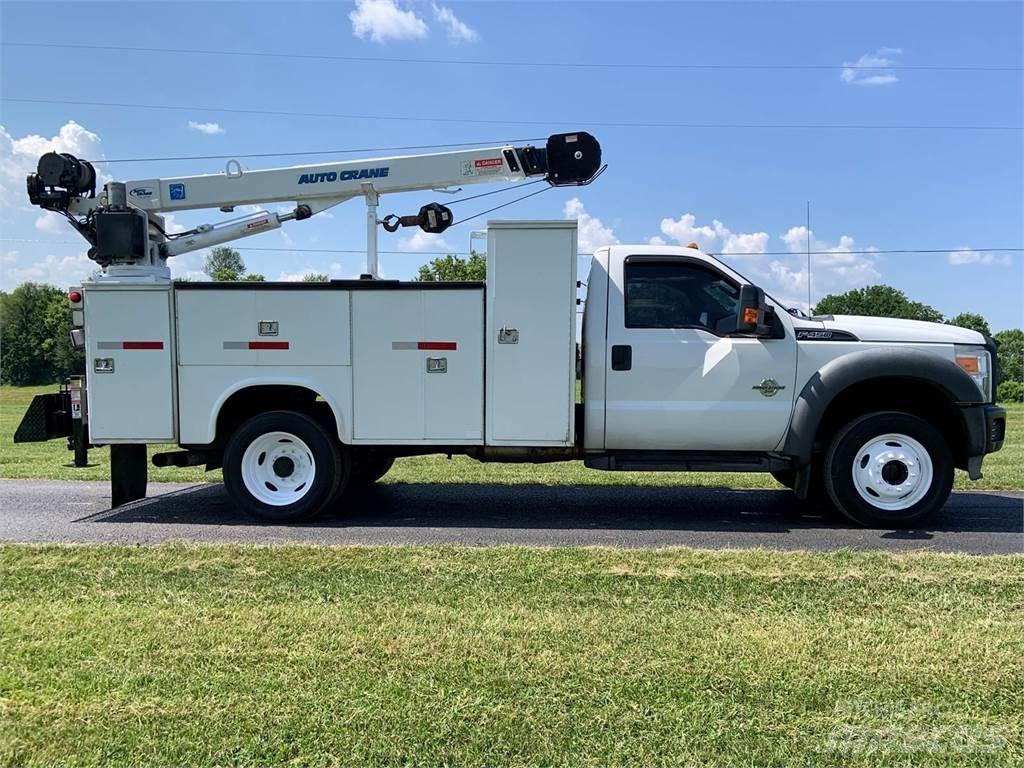 Ford F-450 Комунальні автомобілі / автомобілі загального призначення