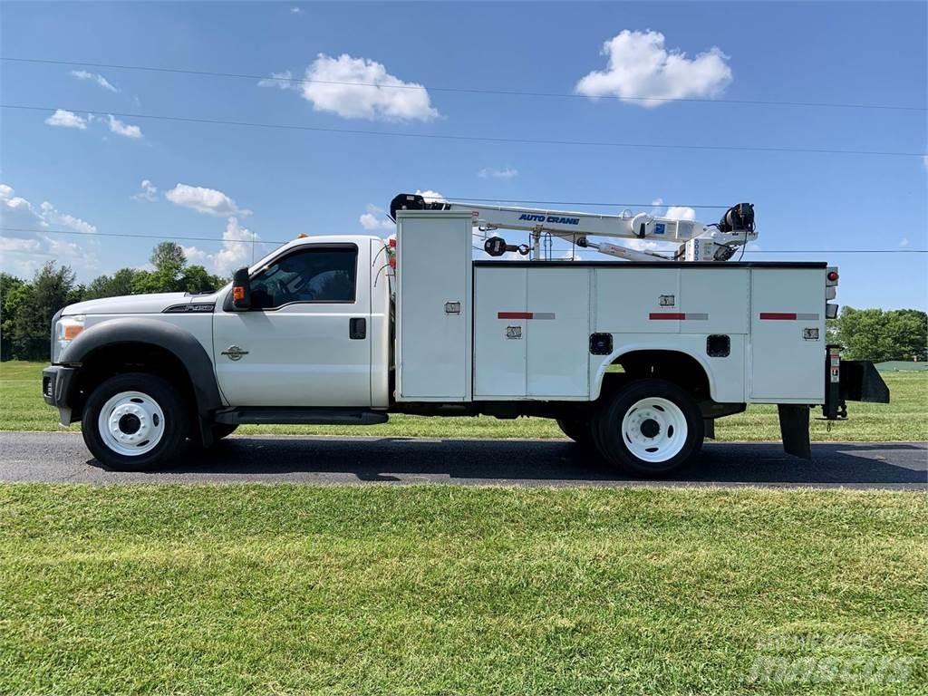 Ford F-450 Комунальні автомобілі / автомобілі загального призначення