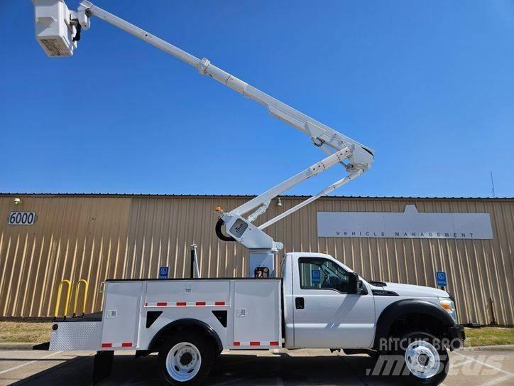 Ford F - 550 Автовишки на базі вантажівки