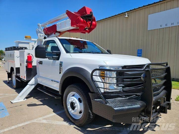Ford F-550 Автовишки на базі вантажівки